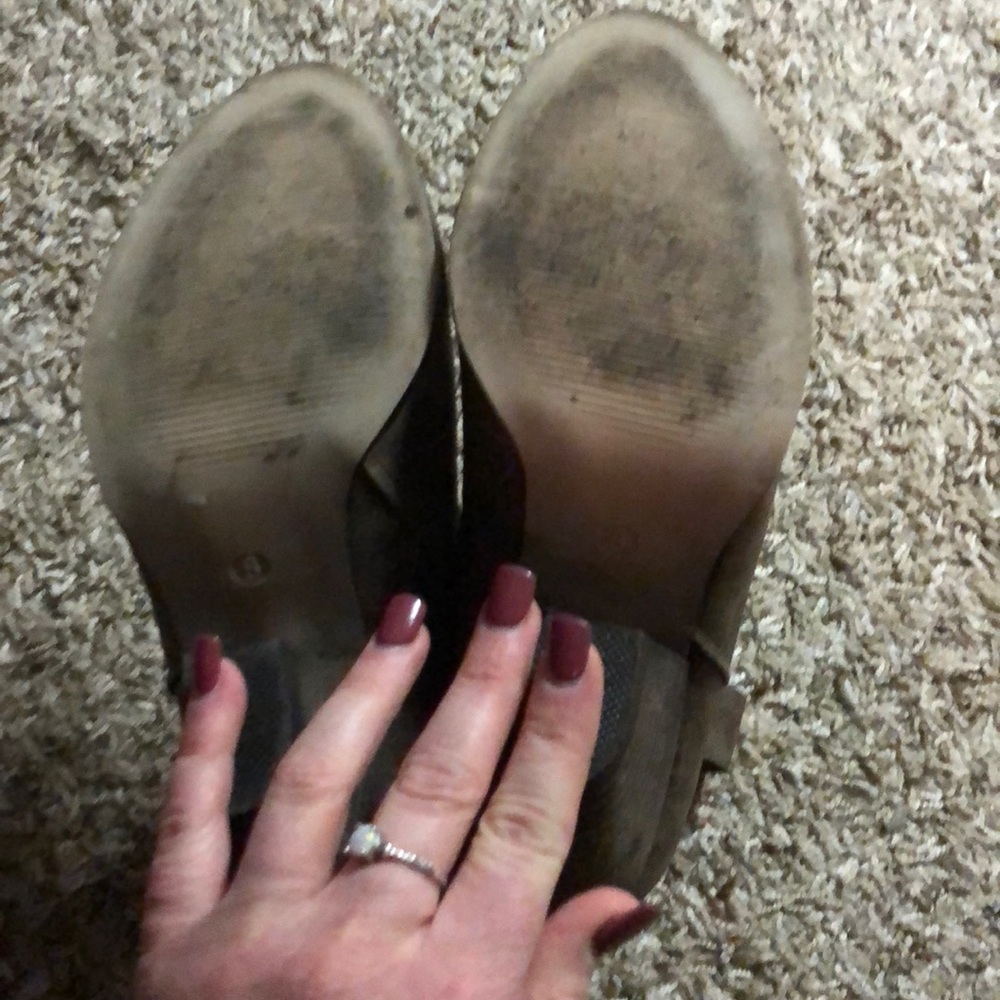 Booties - Picture 4 of 4